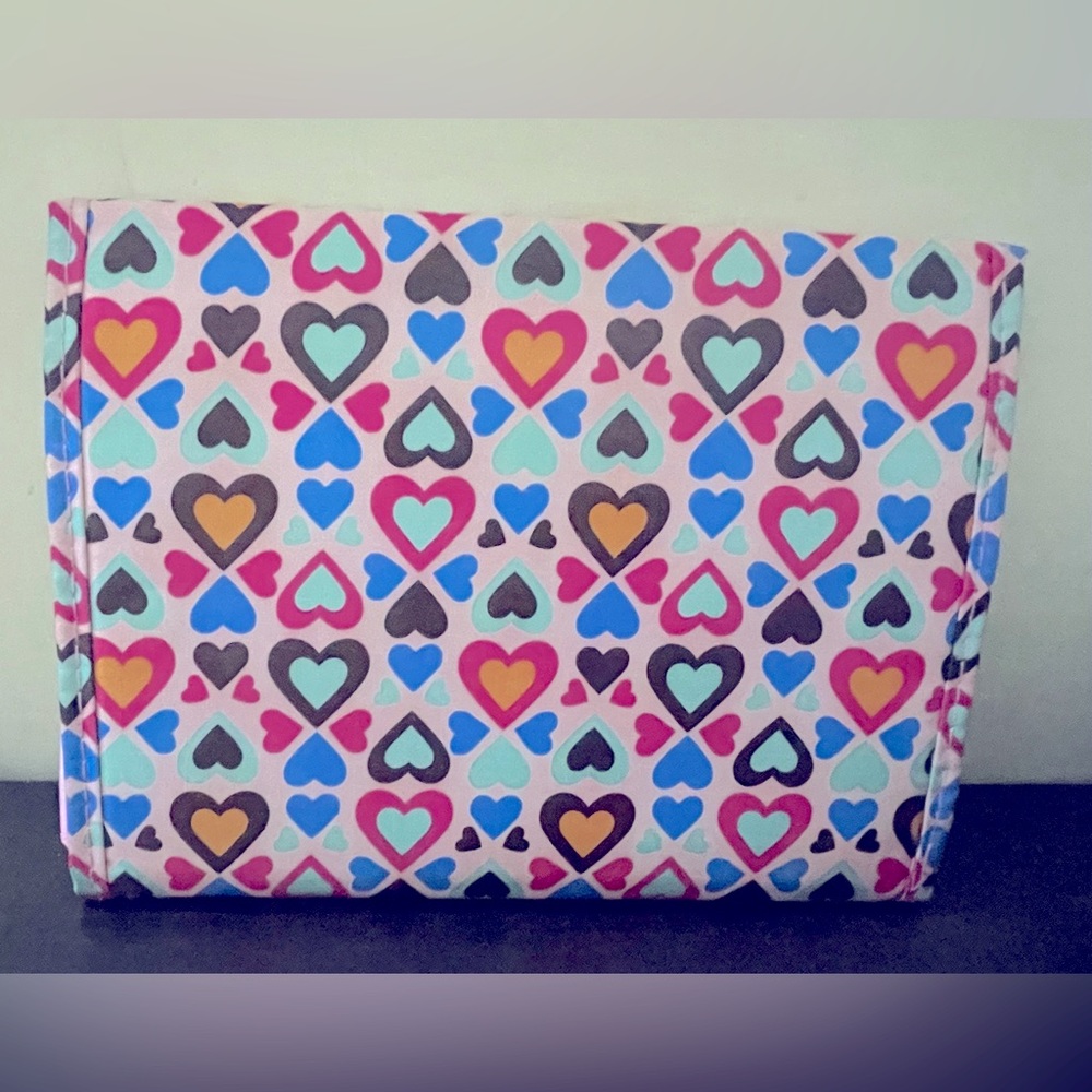 Multiple accessories for little princess, clips, purse,bands, bags & photo frame - Picture 10 of 12